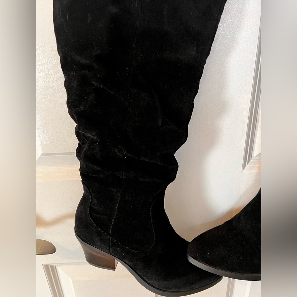 JustFab Black Over the Knee Boots - Picture 4 of 5